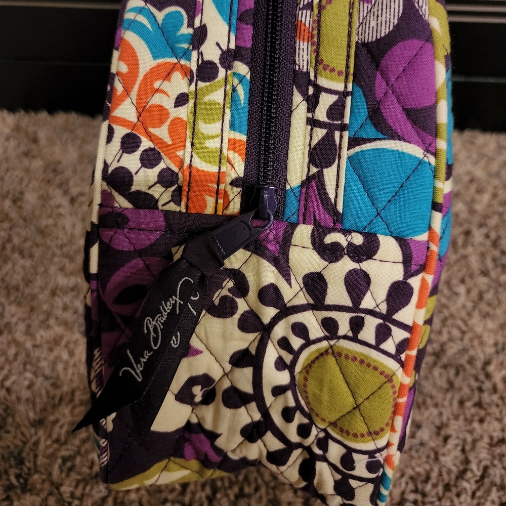 Vera Bradley insulated bag - Picture 2 of 4
